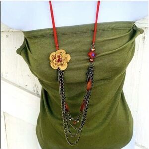 Vintage Red Crystal Faceted Beaded Suede Flower Gunmetal Chain Necklace 23”